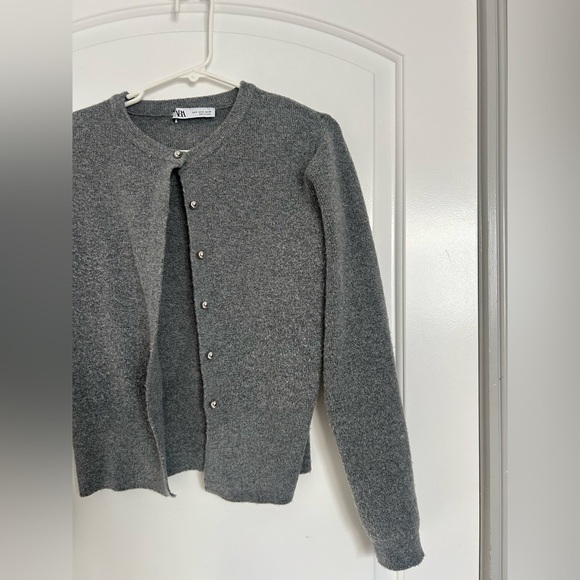 Zara grey minimalist silver bead button cardigan size small - Picture 4 of 12